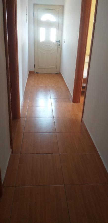Holidays In Saranda Exterior photo