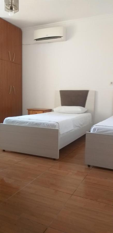 Holidays In Saranda Exterior photo
